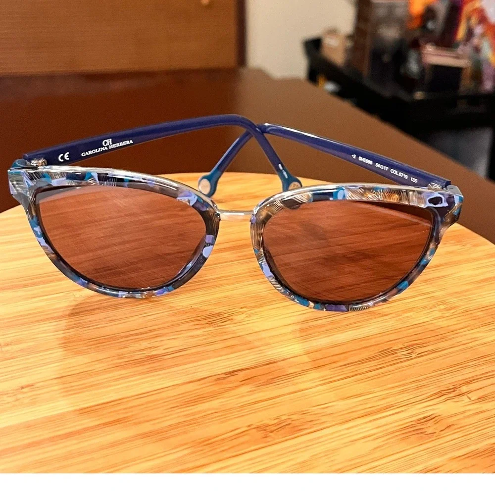 Carolina Herrera SHE688 Blue Marbled Cat Eye Sunglasses Frames Only